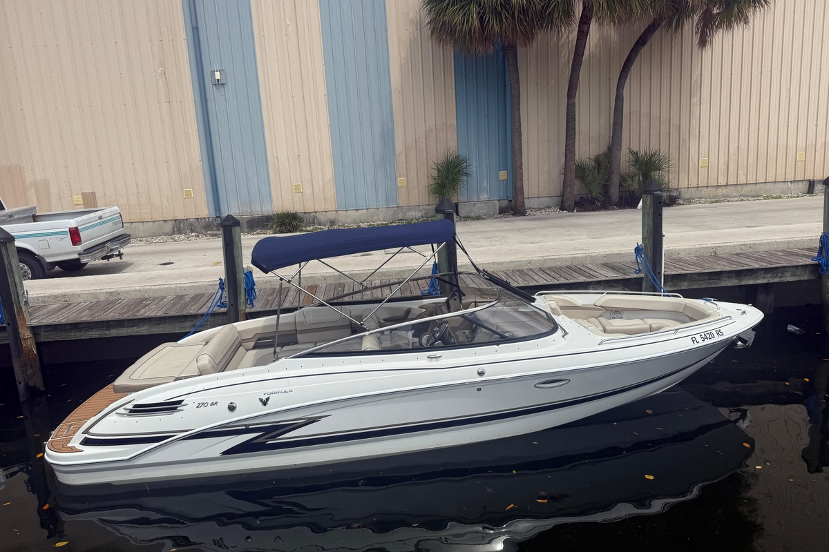 Formula 270 Bowrider 2019