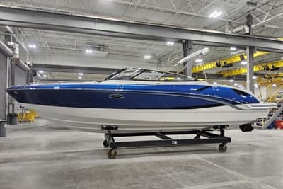 BOATZON | Formula 270 Bowrider 2027
