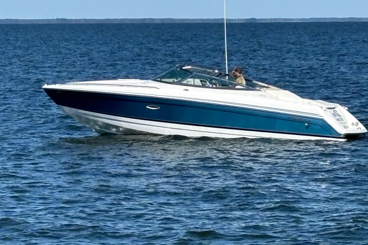 2005 Formula 280 Sun Sport - Sold Boat