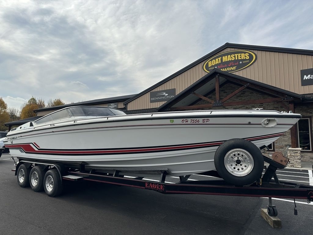 1989 Formula 292 SR1 - Sold Boat