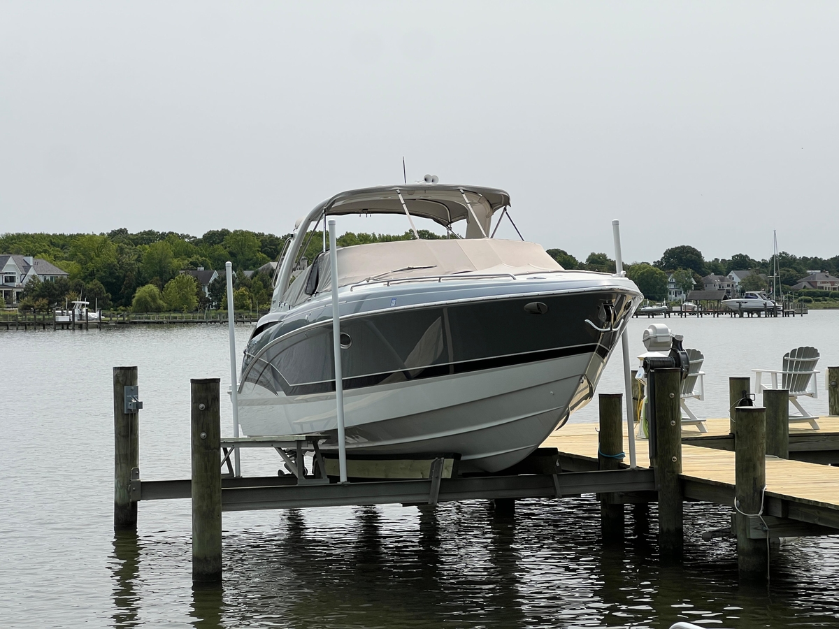 2016 Formula 310 Bowrider - Sold Boat