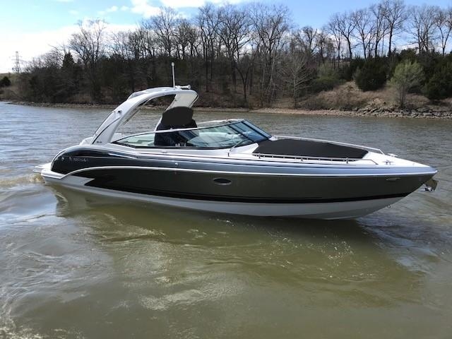 2018 Formula 310 Bowrider - Sold Boat
