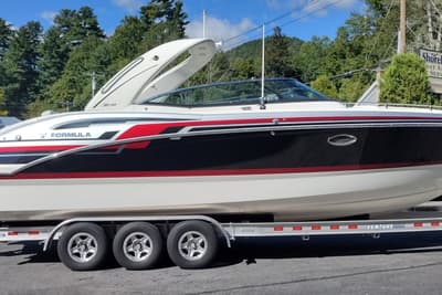 BOATZON | Formula 310 Bowrider 2021