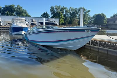 BOATZON | Formula 311 SR1 1988