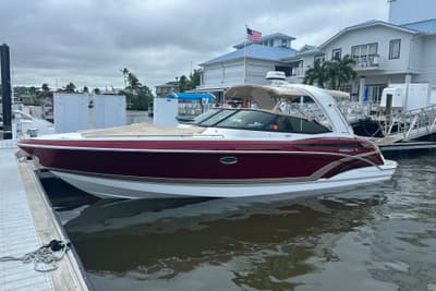 BOATZON | Formula 330 Crossover Bowrider 2016