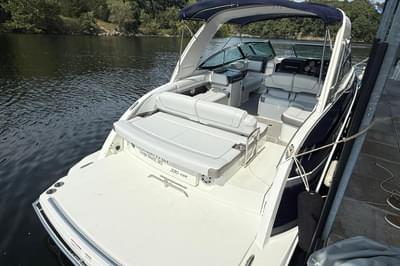 BOATZON | Formula 330 Crossover Bowrider 2018 BOATZON | Formula 330 Crossover Bowrider 2018