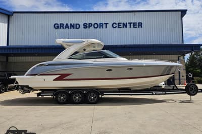 BOATZON | Formula 330 Crossover Bowrider 2020