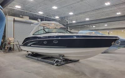 BOATZON | Formula 330 Crossover Bowrider 2025