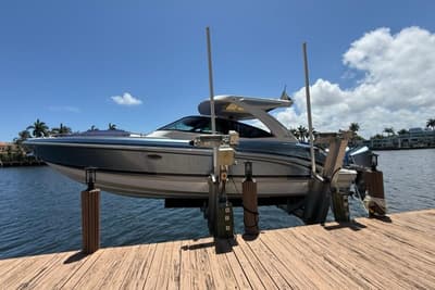 BOATZON | Formula 330 Crossover Bowrider OB 2025