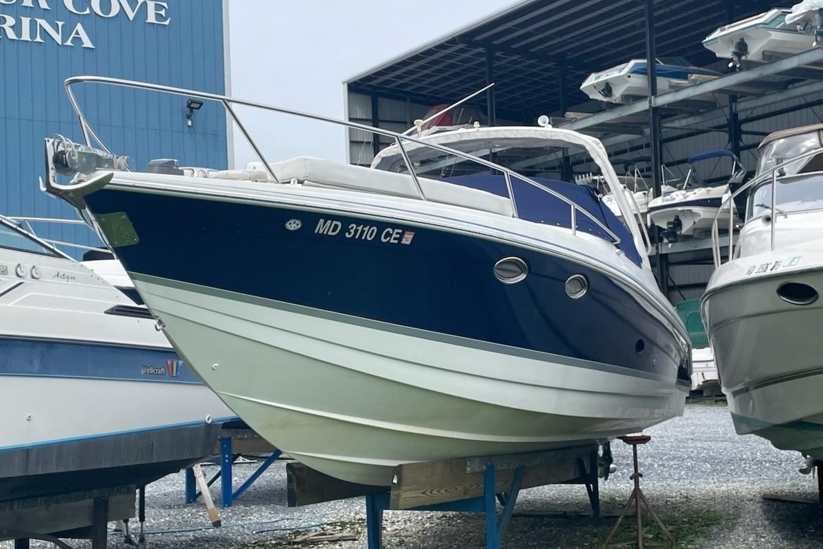 2004 Formula 330 Sun Sport - Sold Boat