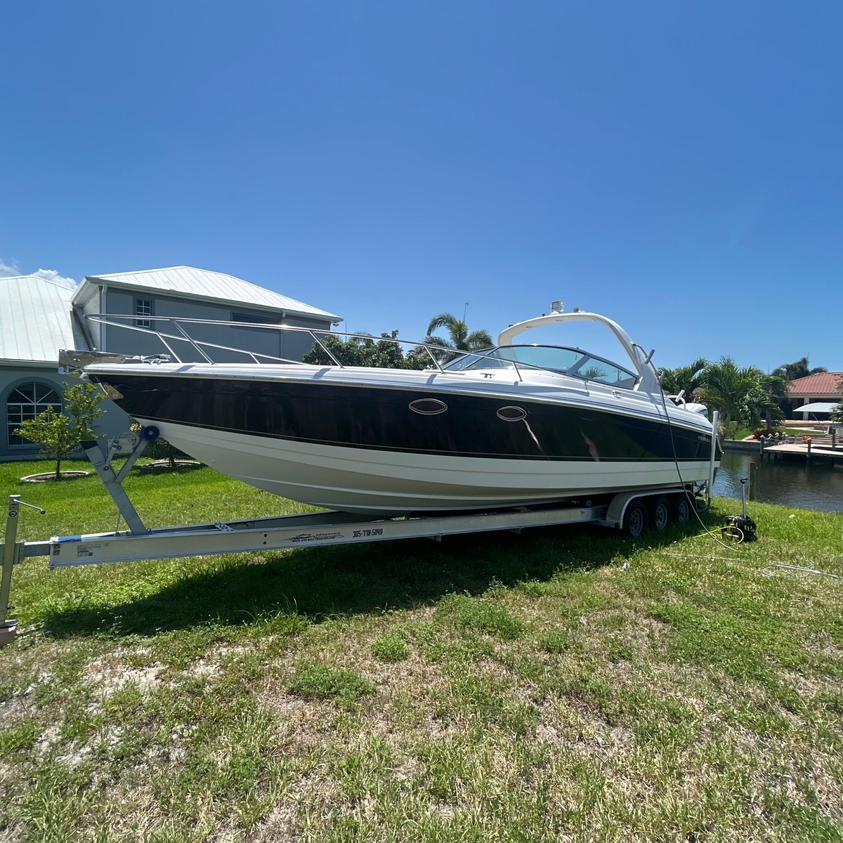 2005 Formula 330 Sun Sport - Sold Boat