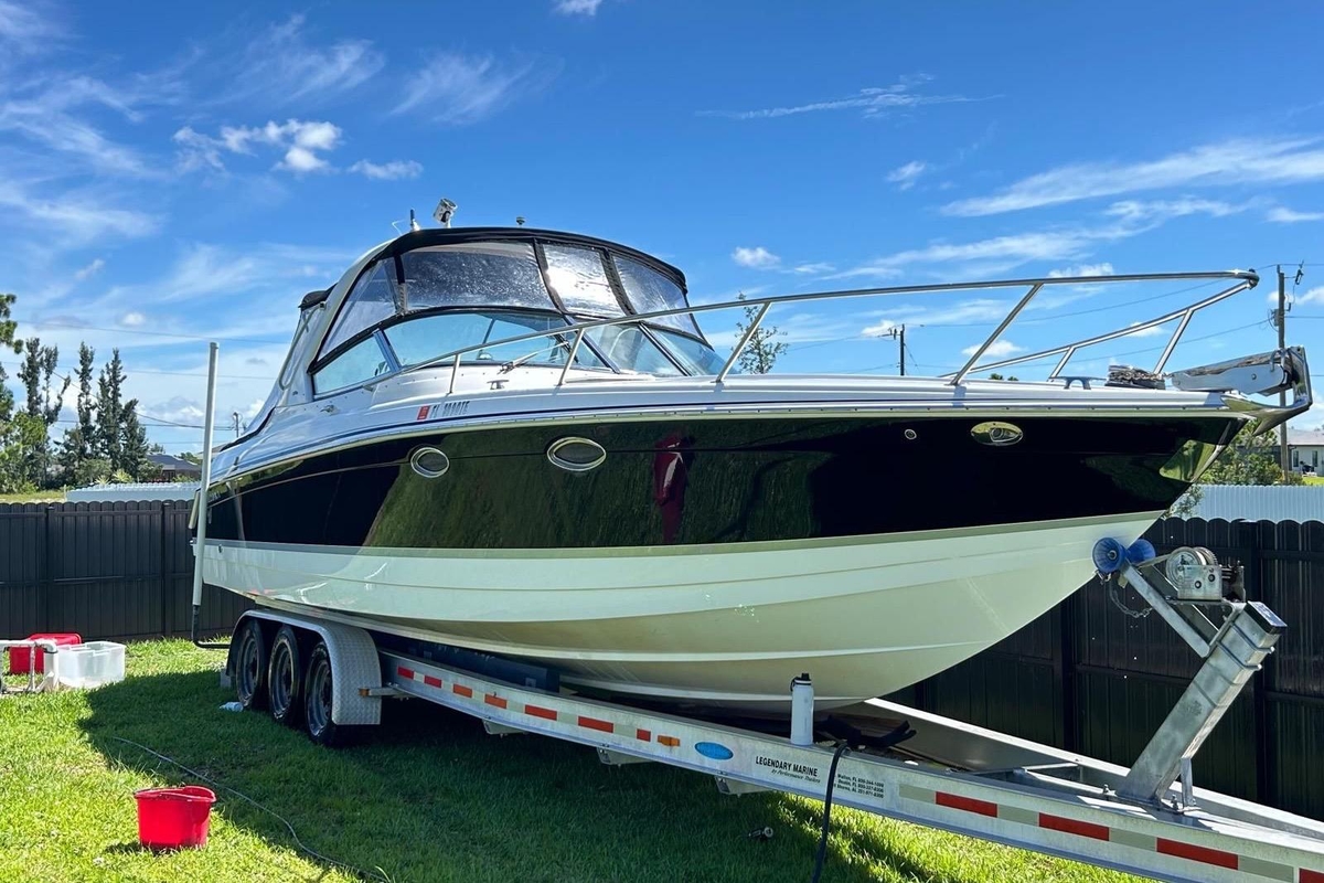 2006 Formula 330 Sun Sport - Sold Boat