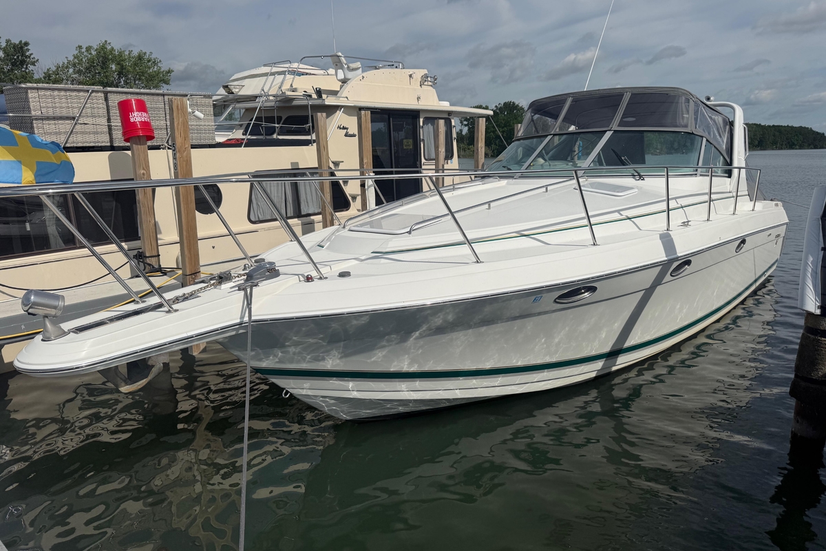 1999 Formula 34 Performance Cruiser - Sold Boat