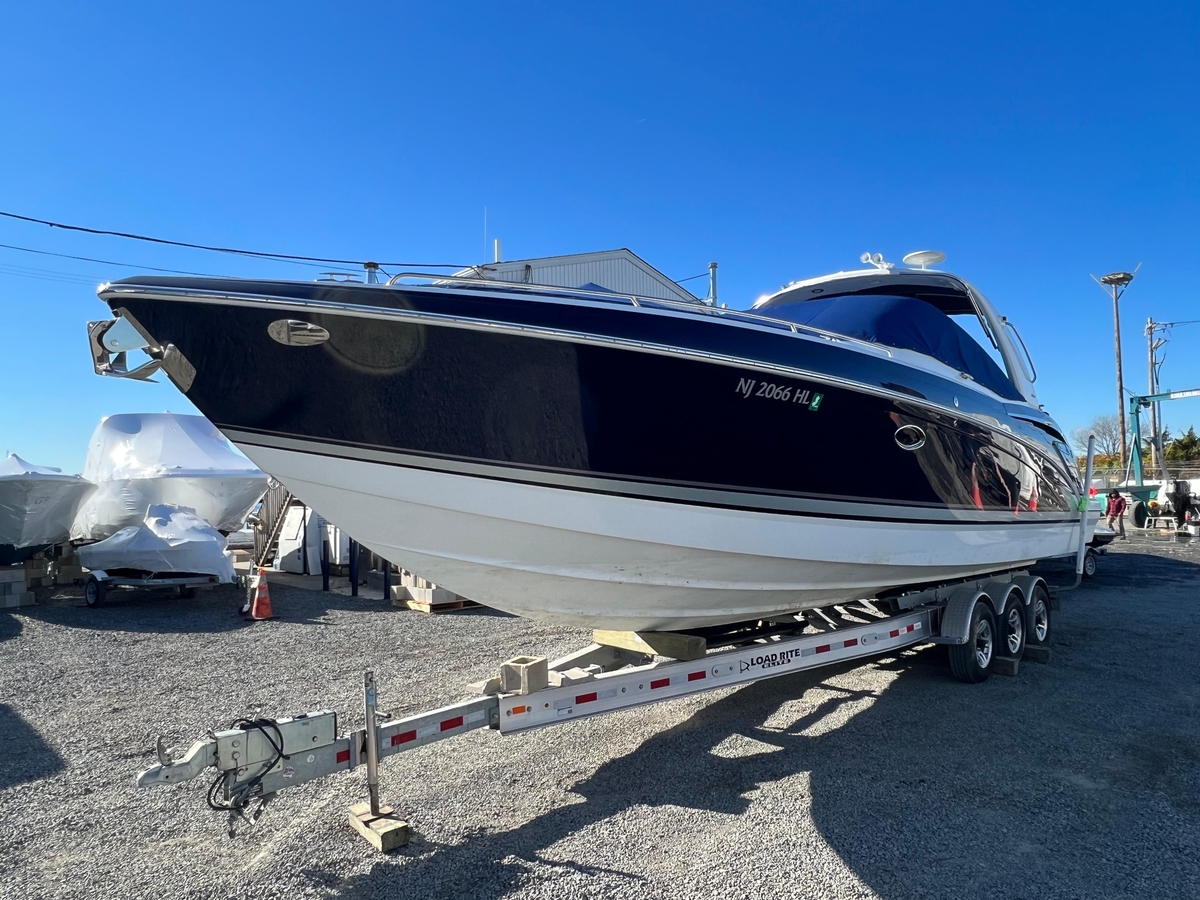 2014 Formula 350 Crossover Bowrider - Sold Boat
