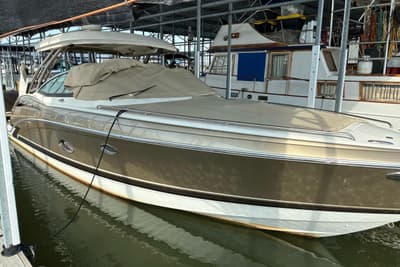 BOATZON | Formula 350 Crossover Bowrider 2014