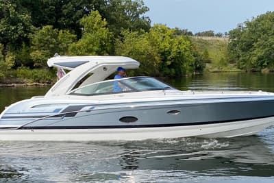 BOATZON | Formula 350 Crossover Bowrider 2021