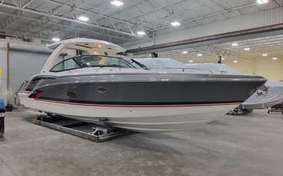 BOATZON | Formula 350 Crossover Bowrider 2025