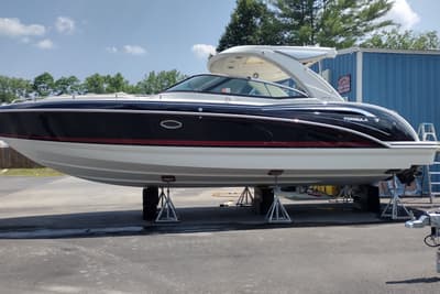 BOATZON | Formula 350 Crossover Bowrider 2026