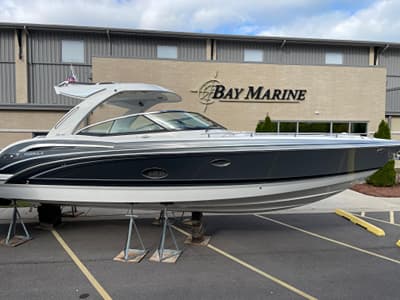 BOATZON | Formula 350 Crossover Bowrider IO 2024 BOATZON | Formula 350 Crossover Bowrider IO 2024
