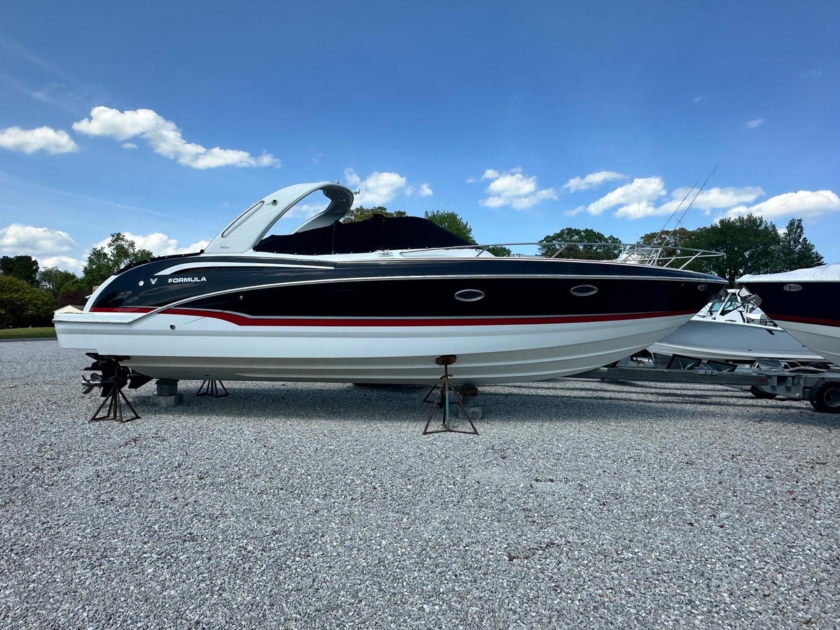 2012 Formula 350 Sun Sport - Sold Boat