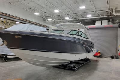 BOATZON | Formula 360 Crossover Bowrider IO 2026