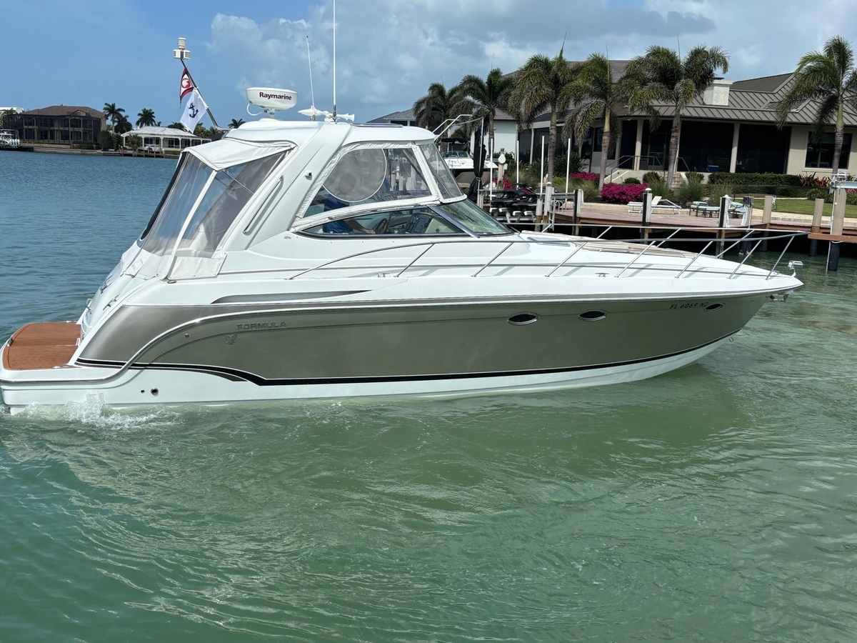 2008 Formula 37 Performance Cruiser - Sold Boat
