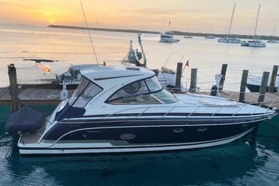 BOATZON | Formula 37 Performance Cruiser 2016