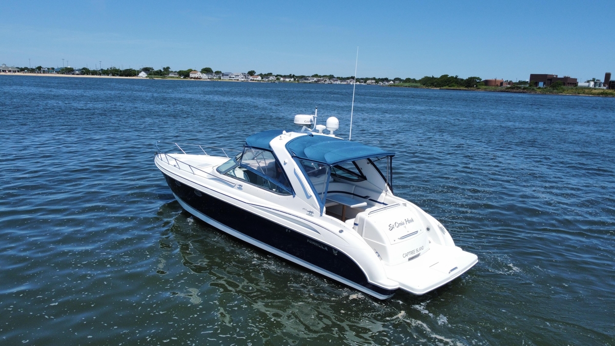 2004 Formula 370 Super Sport - Sold Boat