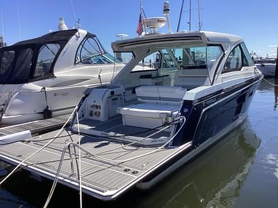 BOATZON | Formula 380 Super Sport Crossover 2020 BOATZON | Formula 380 Super Sport Crossover 2020
