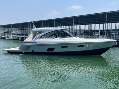 BOATZON | Formula 380 Super Sport Crossover IO 2022 BOATZON | Formula 380 Super Sport Crossover IO 2022