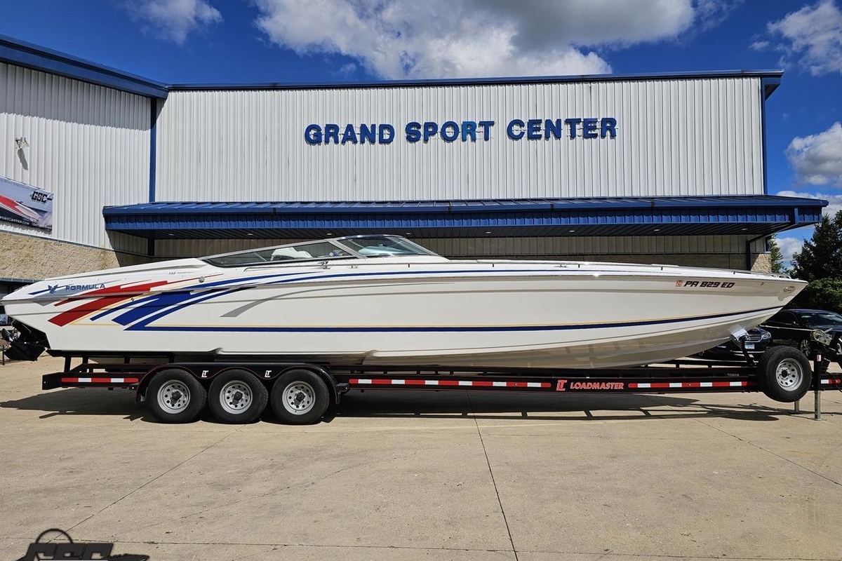 2012 Formula 382 FASTech - Sold Boat