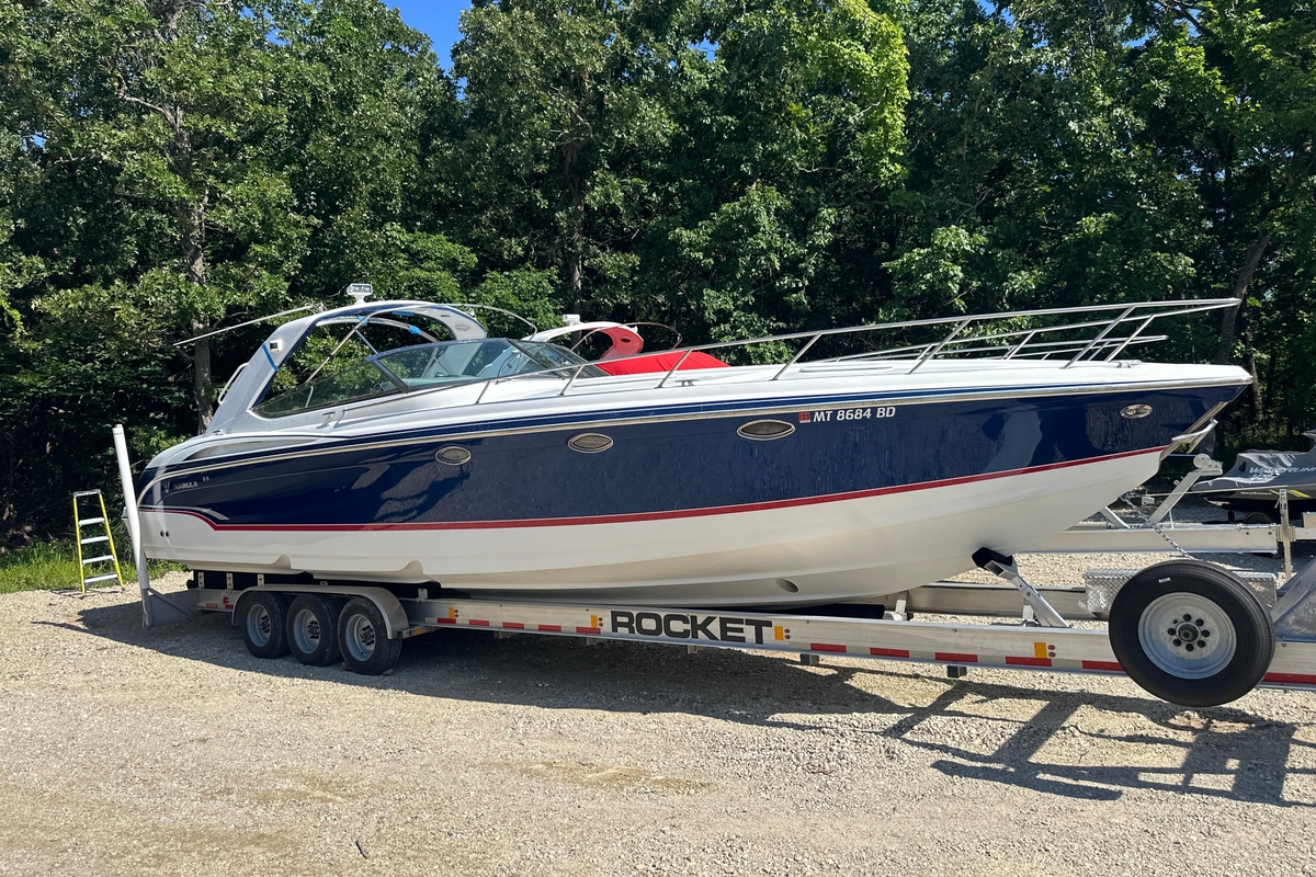 2007 Formula 400 Super Sport - Sold Boat