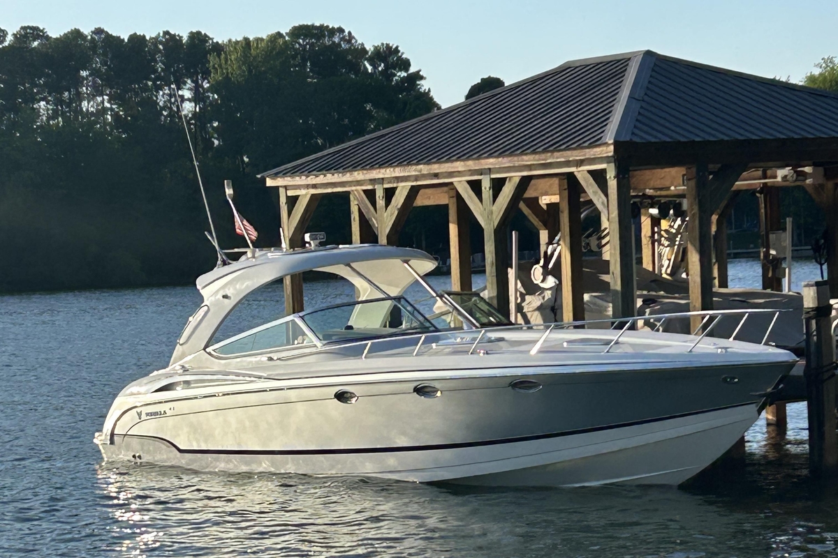 2008 Formula 400 Super Sport - Sold Boat