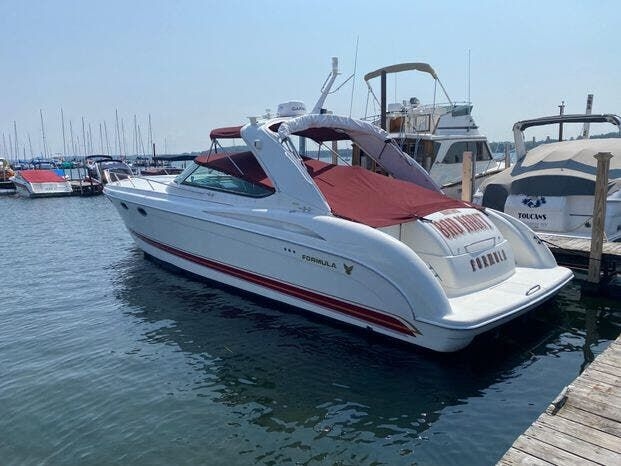 2001 Formula 400 Super Sport 400 SS - Sold Boat