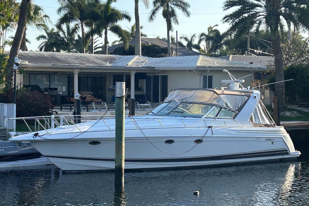 2001 Formula 41 Performance Cruiser - Sold Boat