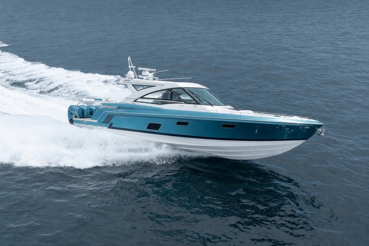 2021 Formula 430 All Sport Crossover - Sold Boat