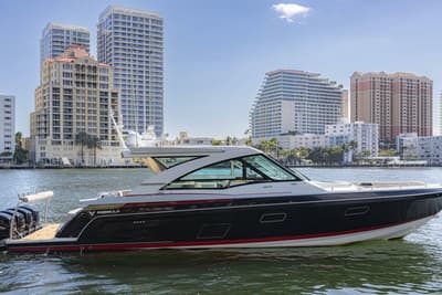 BOATZON | Formula 430 Super Sport Crossover 2018