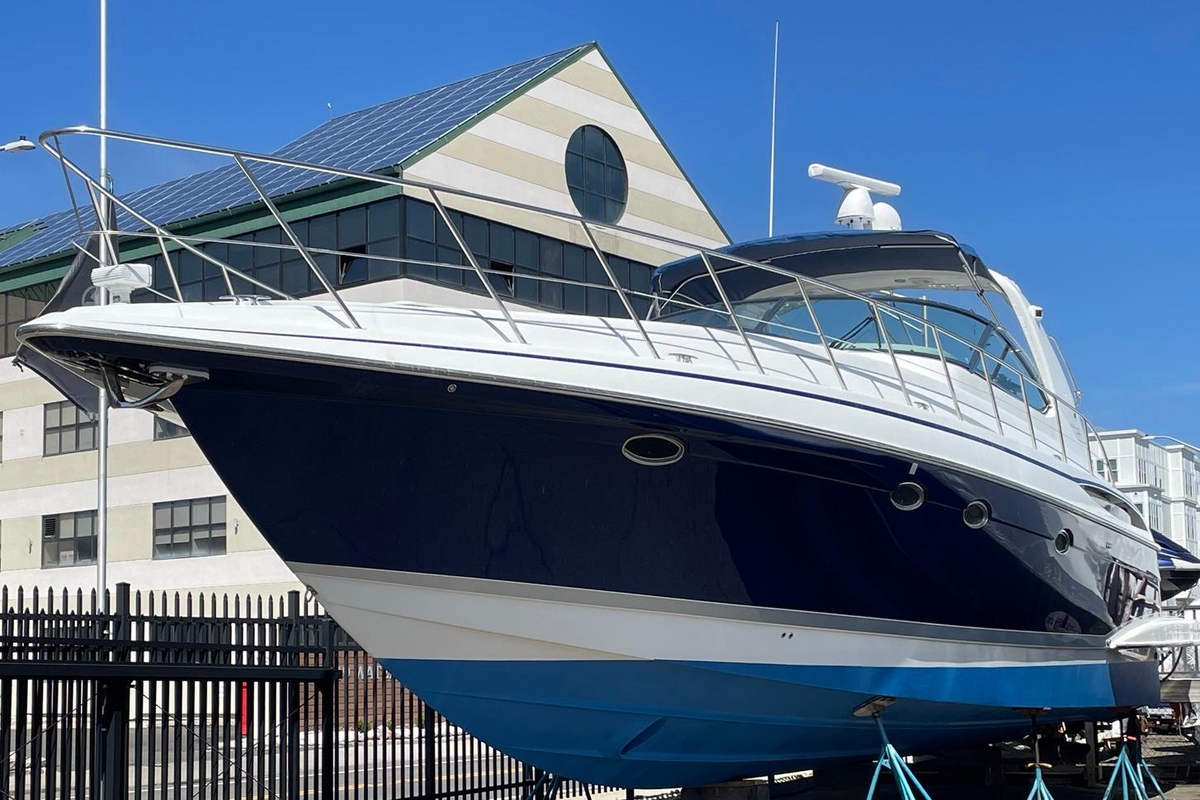 2005 Formula 48 Yacht - Sold Boat