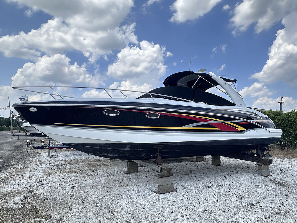 2007 Formula Boats 310 Sun Sport - Sold Boat