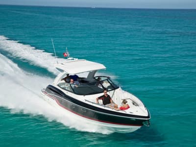 BOATZON | Formula Boats 330 Crossover Bowrider 2022