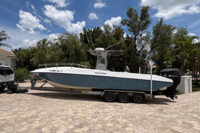 BOATZON | Fountain 31 Center Console 2000
