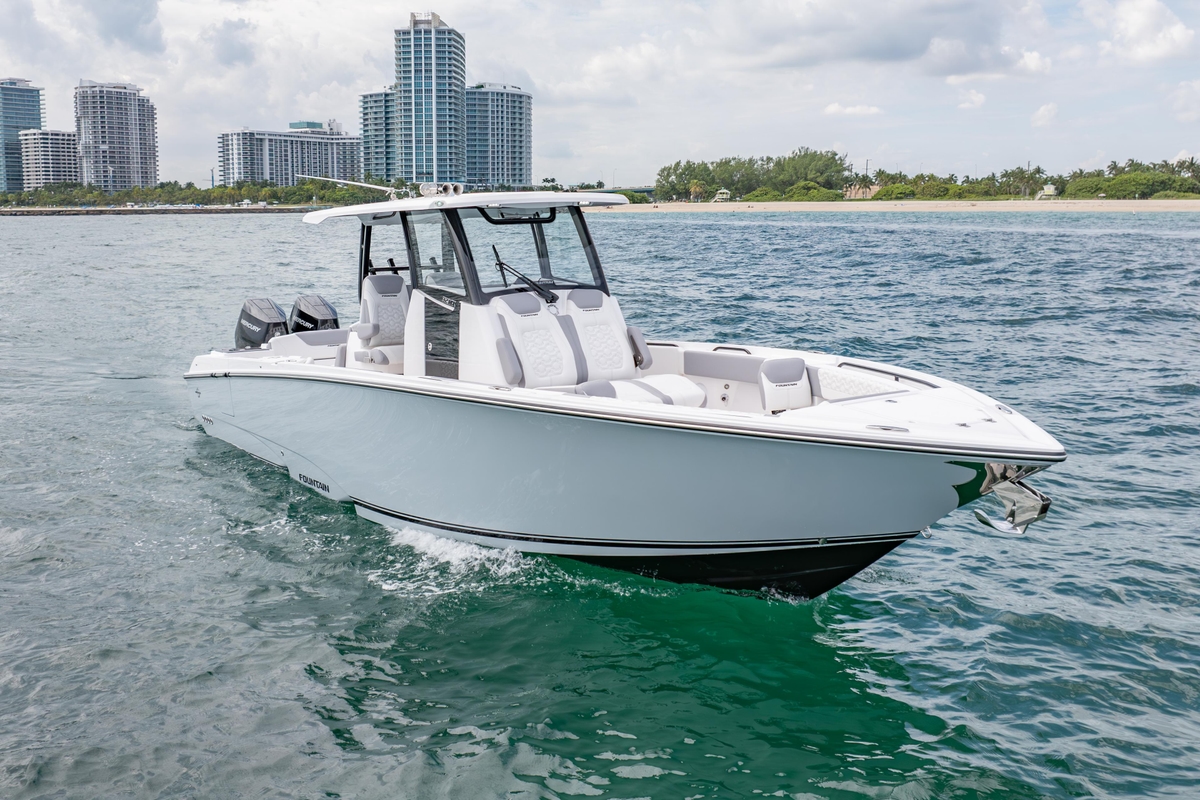 2025 Fountain 32 NX - Sold Boat