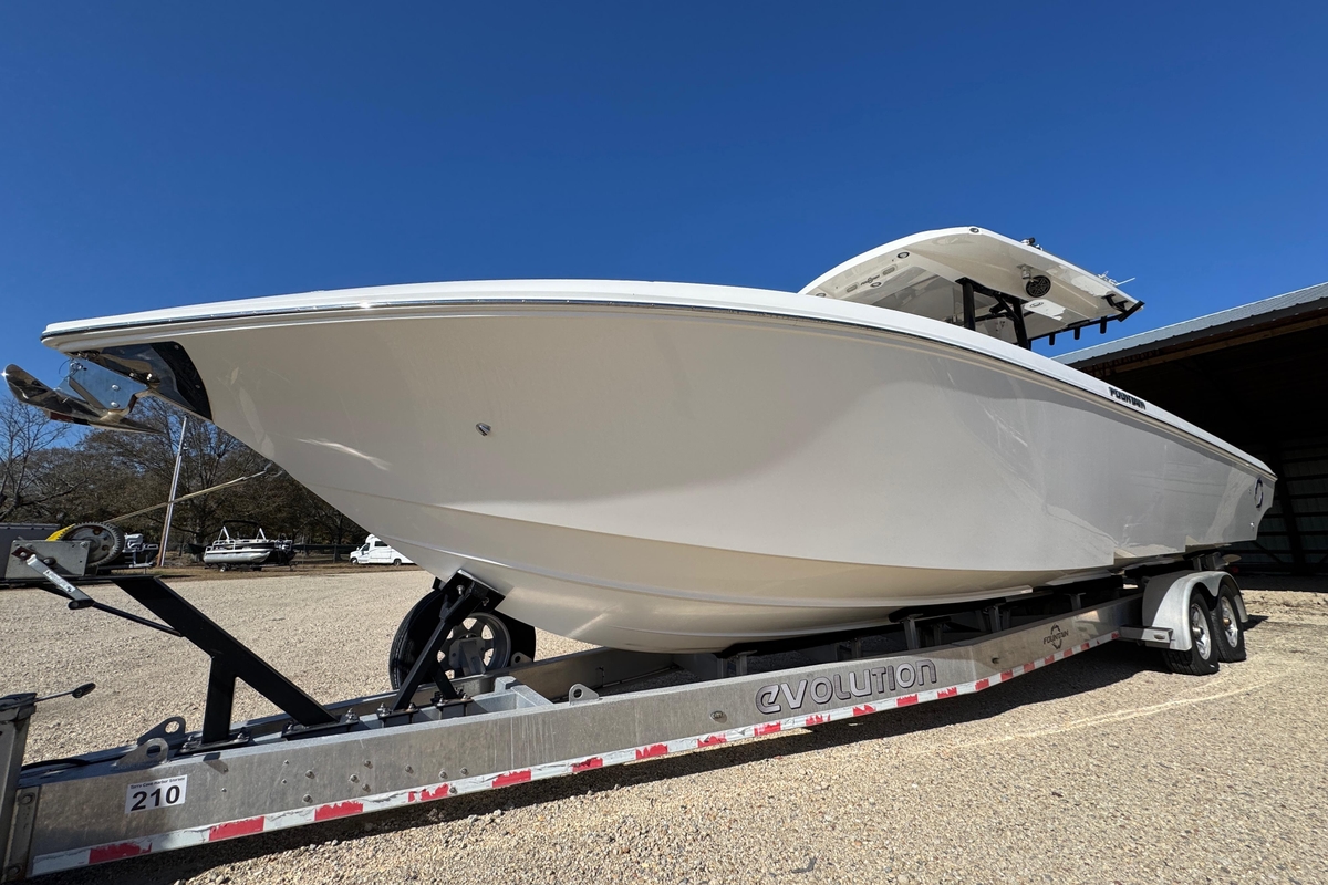 2019 Fountain 34 Center Console - Sold Boat