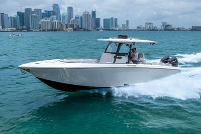 BOATZON | Fountain 34 Center Console 2025