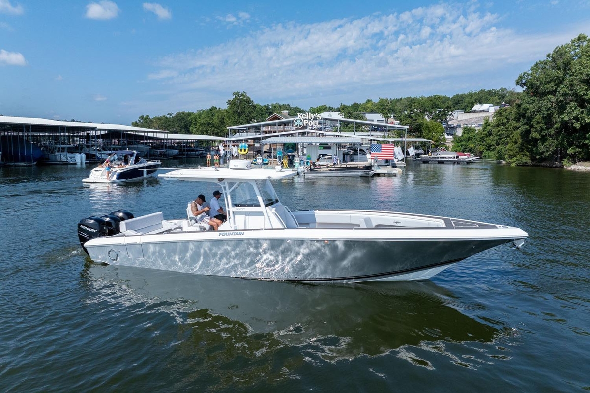 2018 Fountain 38 Center Console - Sold Boat