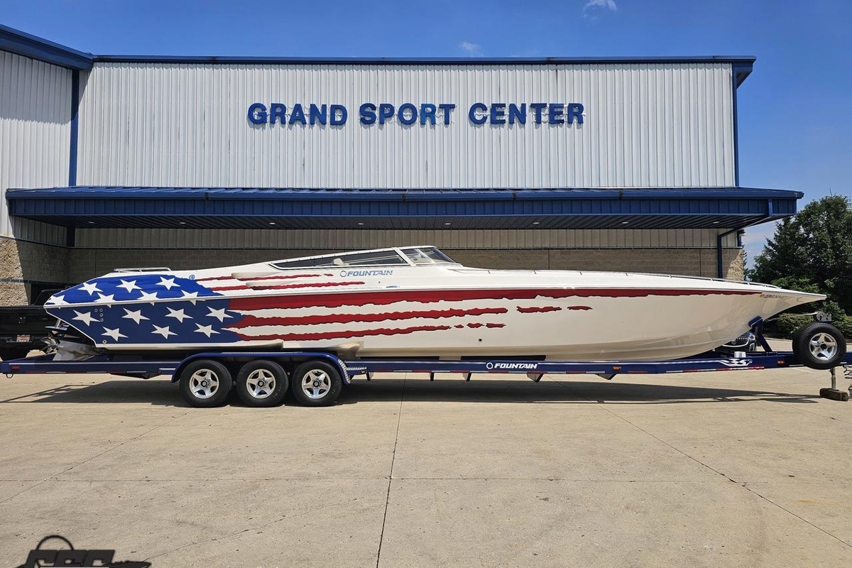 2007 Fountain 42 Lightning - Sold Boat