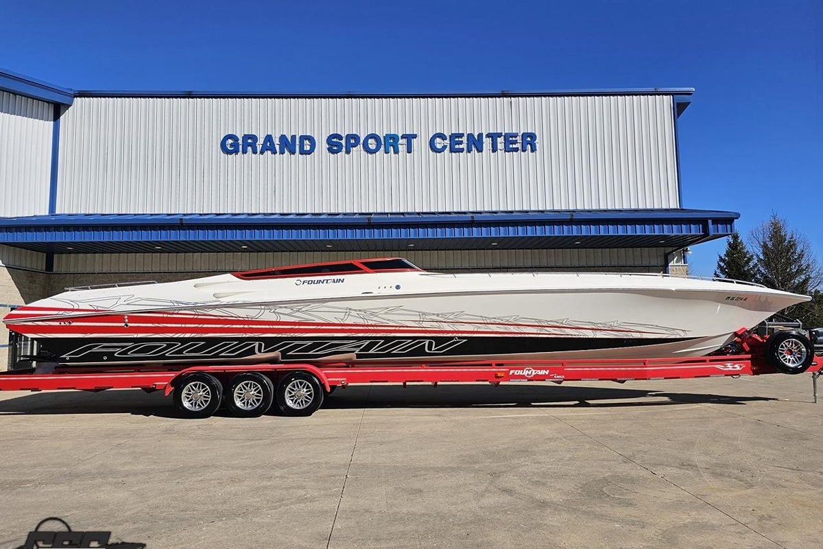 2009 Fountain 47 Lightning - Sold Boat
