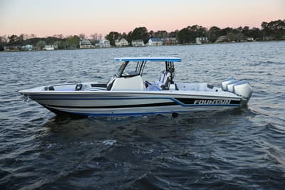 BOATZON | Fountain Powerboats 32 SCX 2026