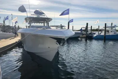 BOATZON | Fountain Powerboats 43 NX 2020