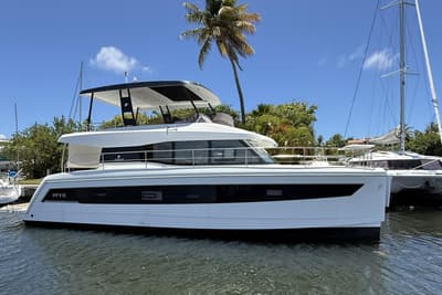 BOATZON | Fountaine Pajot MY6 2024